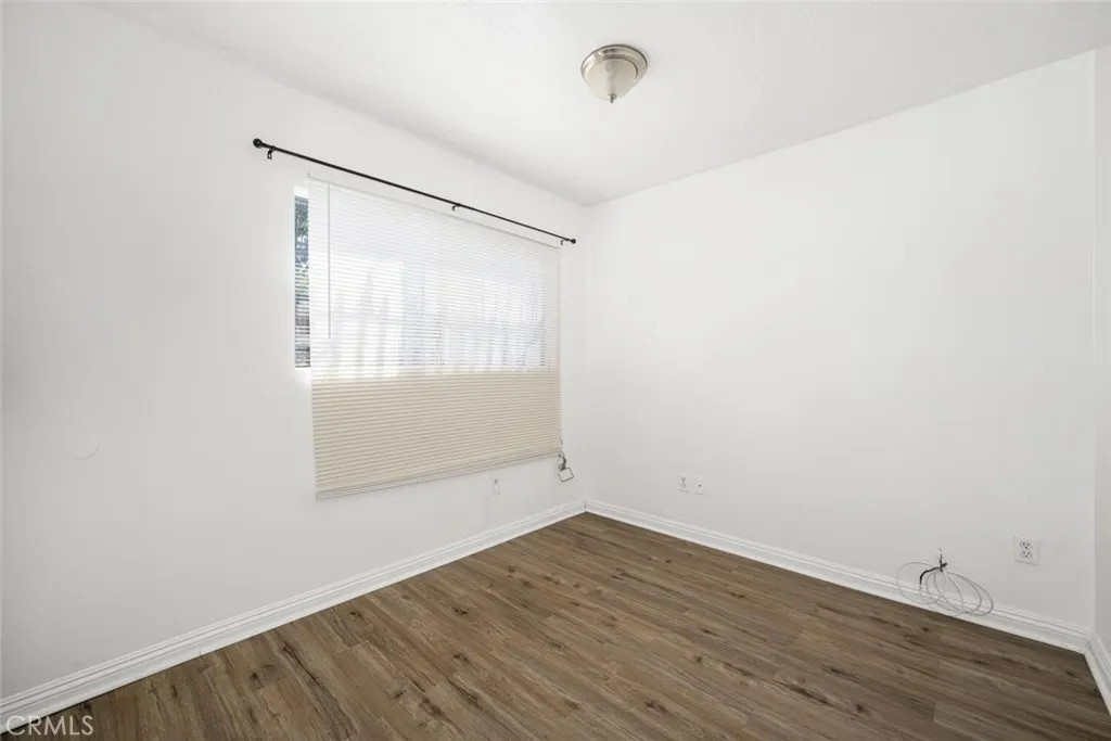 736 W Century, Los Angeles, California 90044 home-pic-25